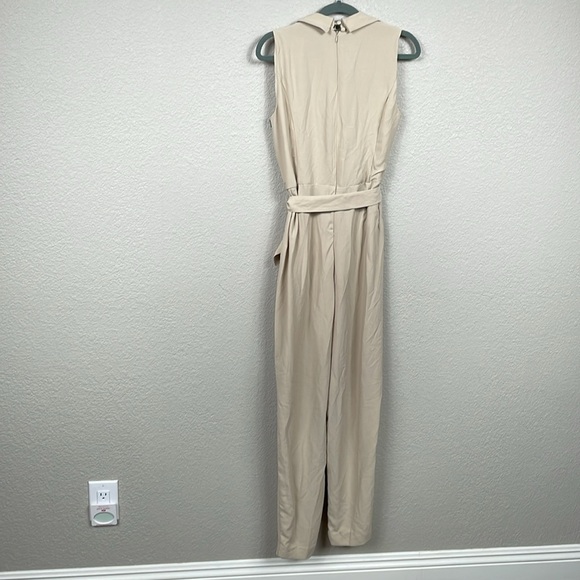 NWT Halogen Tie Waist Surplice V Neck Jumpsuit Sleeveless Oxford Tan Sz XS - Picture 5 of 14